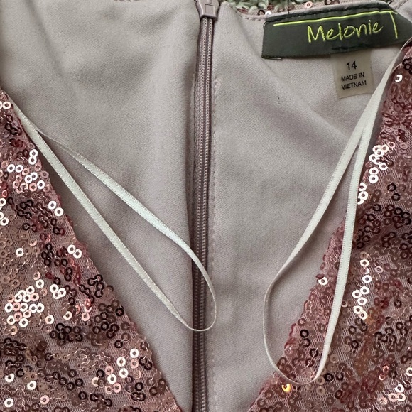 Pink Sequin V-Neck Cocktail Dress - Above the Knee - Picture 5 of 10